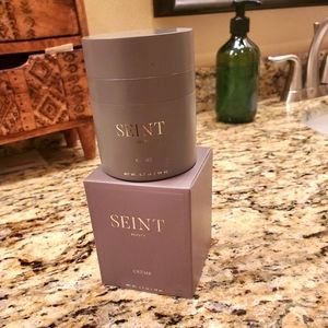 Seint Creme